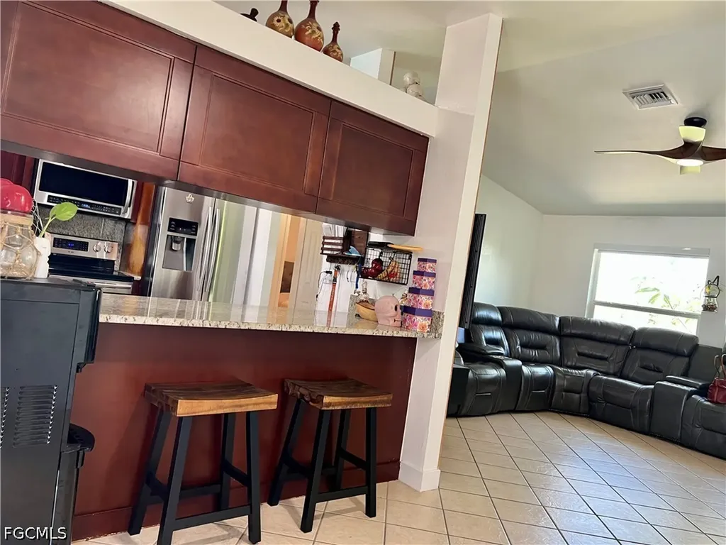 702 SW 25th Street Cape Coral FL 33914