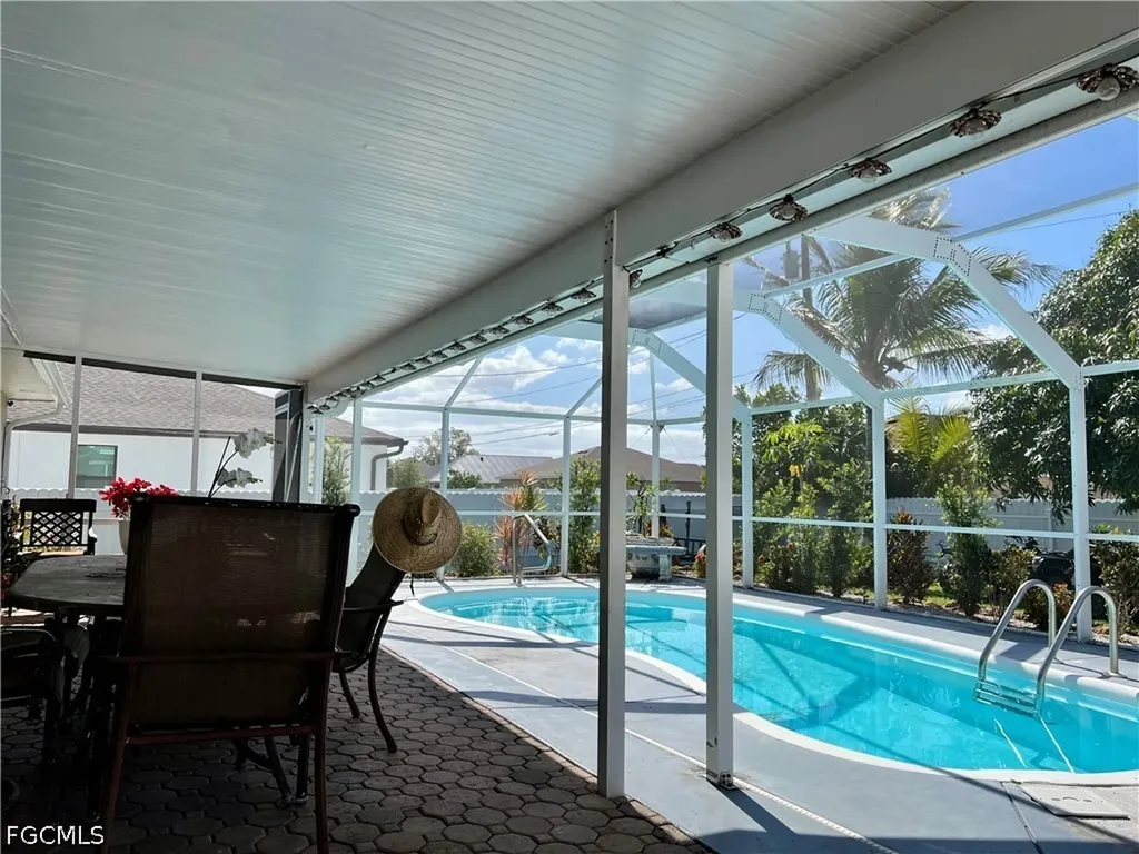 702 SW 25th Street Cape Coral FL 33914