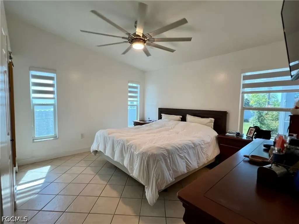 702 SW 25th Street Cape Coral FL 33914