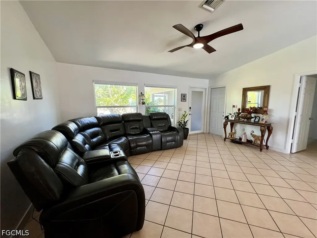 702 SW 25th Street Cape Coral FL 33914