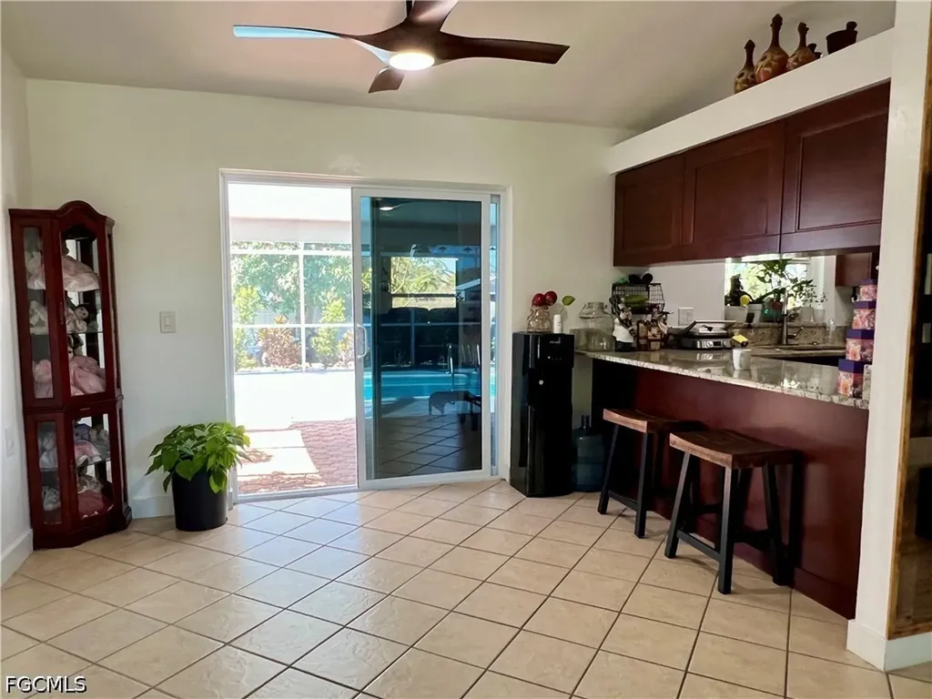 702 SW 25th Street Cape Coral FL 33914