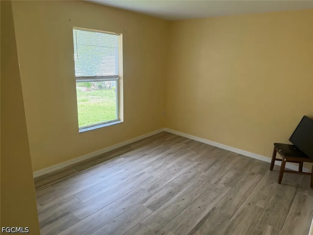 1825 SE 12th Terrace Cape Coral FL 33990