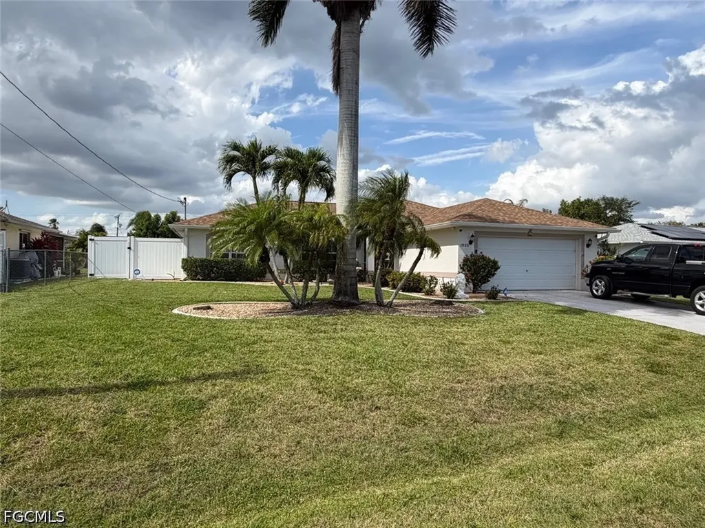 1825 SE 12th Terrace Cape Coral FL 33990