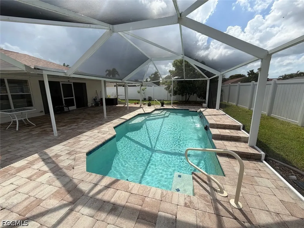 1825 SE 12th Terrace Cape Coral FL 33990
