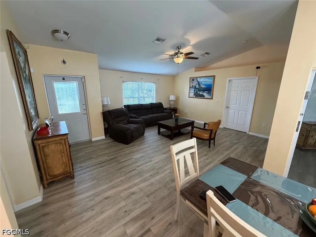 1825 SE 12th Terrace Cape Coral FL 33990