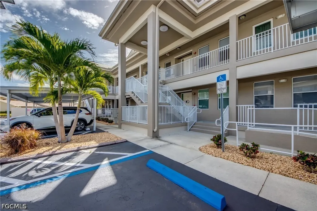 15250 Riverbend Boulevard North Fort Myers FL 33917