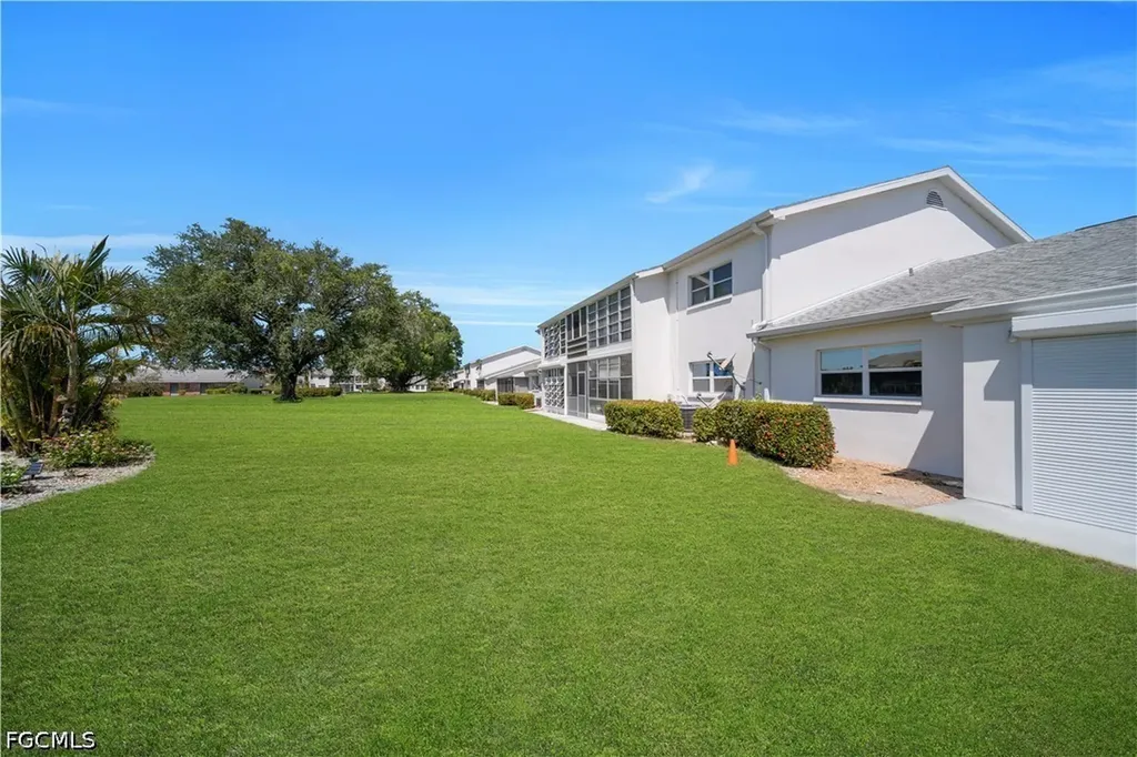 8741 Lueck Lane Fort Myers FL 33919