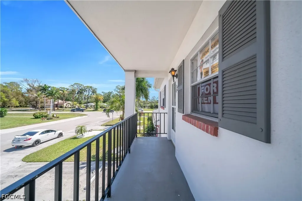 8741 Lueck Lane Fort Myers FL 33919