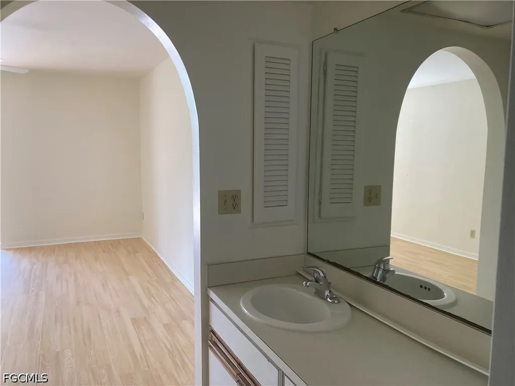 4321 Country Club Boulevard Cape Coral FL 33904