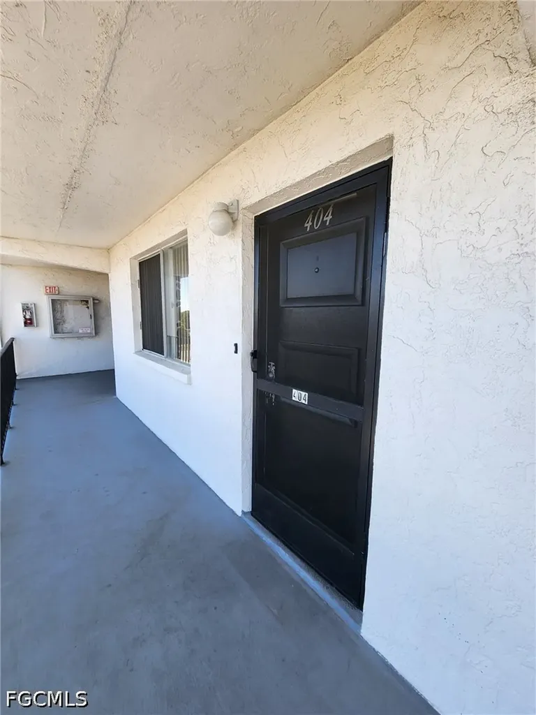 4906 Victoria Drive Cape Coral FL 33904