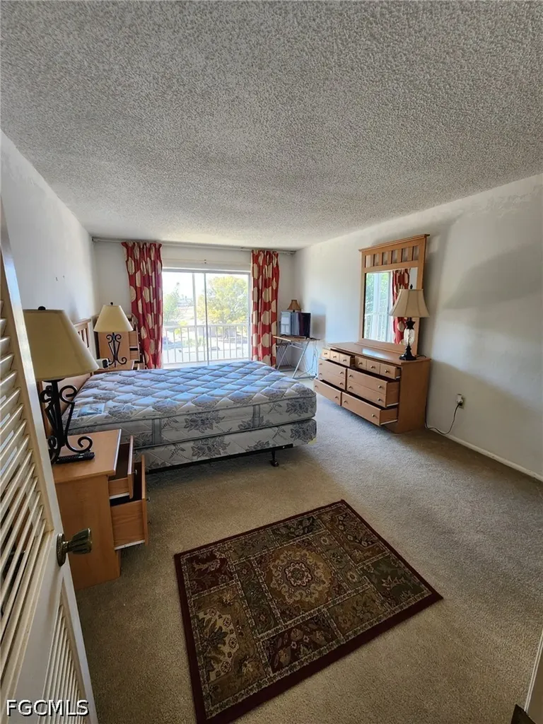 4906 Victoria Drive Cape Coral FL 33904