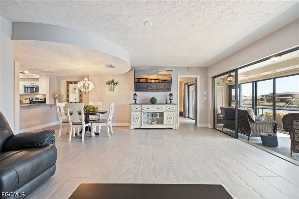 3736 SE 12th Avenue Cape Coral FL 33904