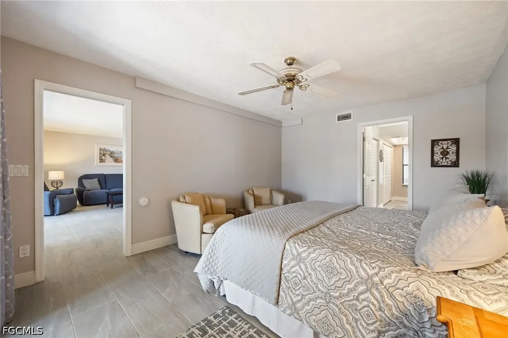 3736 SE 12th Avenue Cape Coral FL 33904