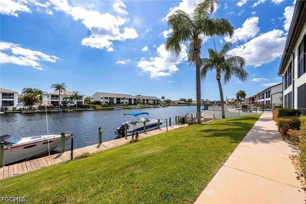 3736 SE 12th Avenue Cape Coral FL 33904