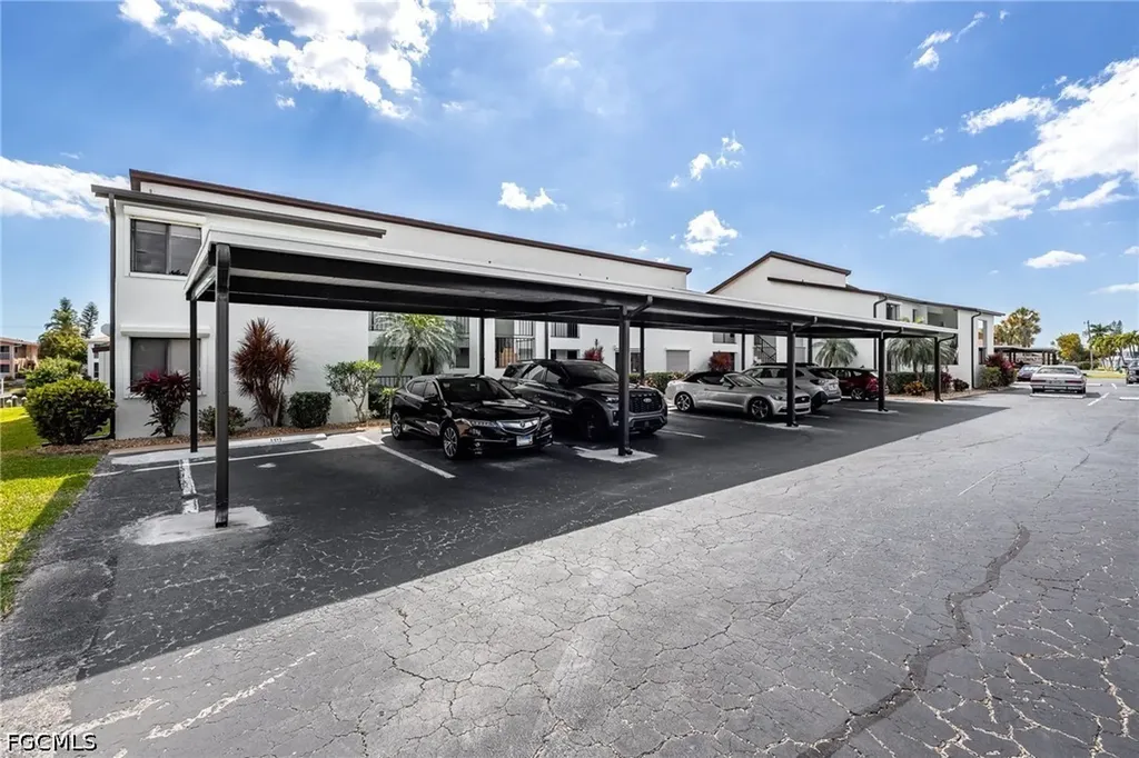 3736 SE 12th Avenue Cape Coral FL 33904