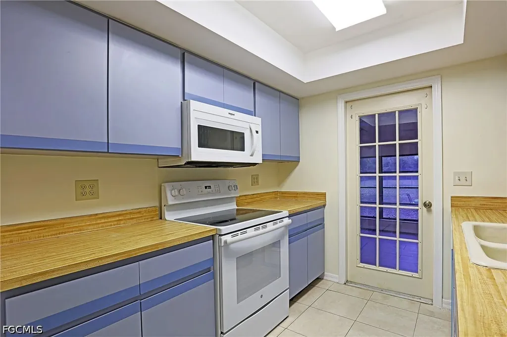 1398 Evalena Lane North Fort Myers FL 33917