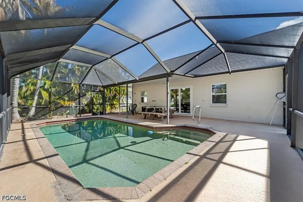 7165 Columbia Circle E Fort Myers FL 33908