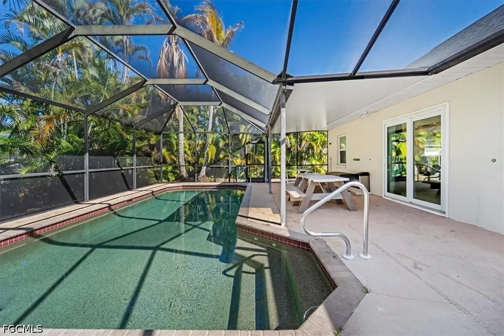 7165 Columbia Circle E Fort Myers FL 33908