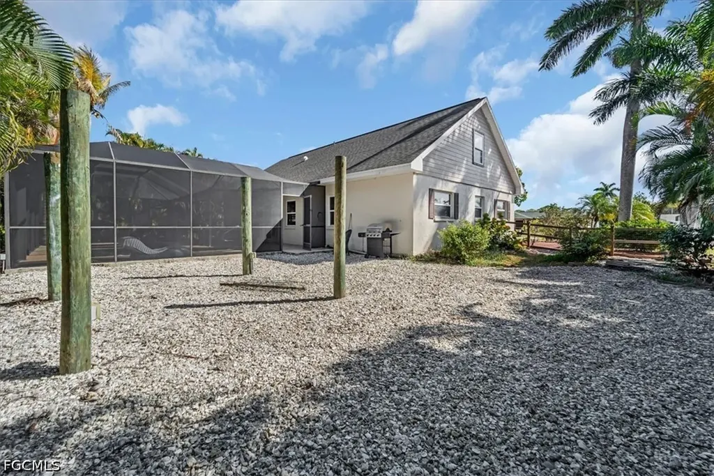 7165 Columbia Circle E Fort Myers FL 33908
