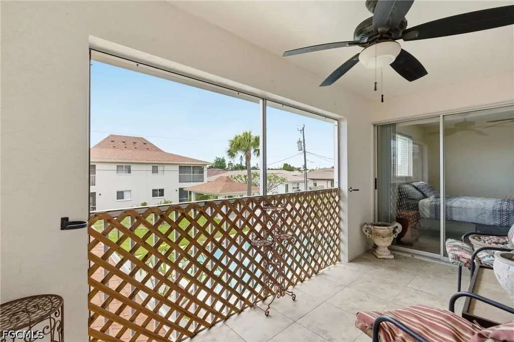 4718 SE 5th Avenue Cape Coral FL 33904