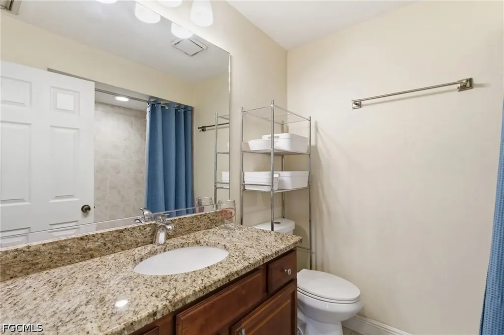 4718 SE 5th Avenue Cape Coral FL 33904