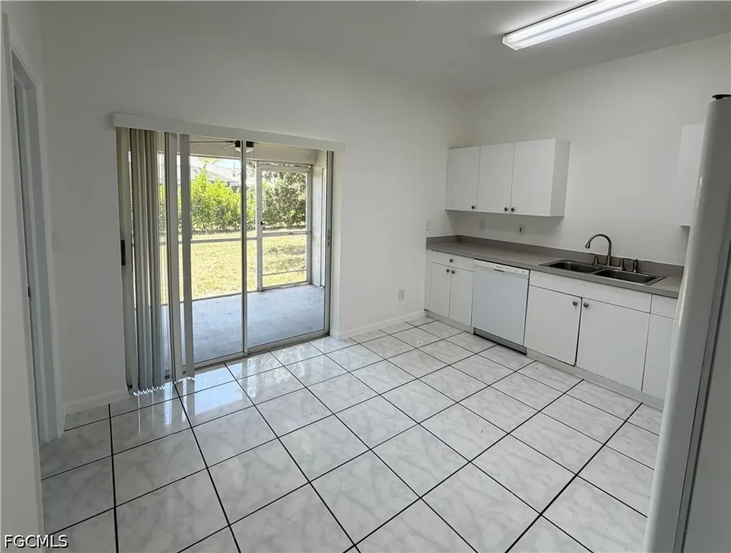 4346 SW 7th Place Cape Coral FL 33914