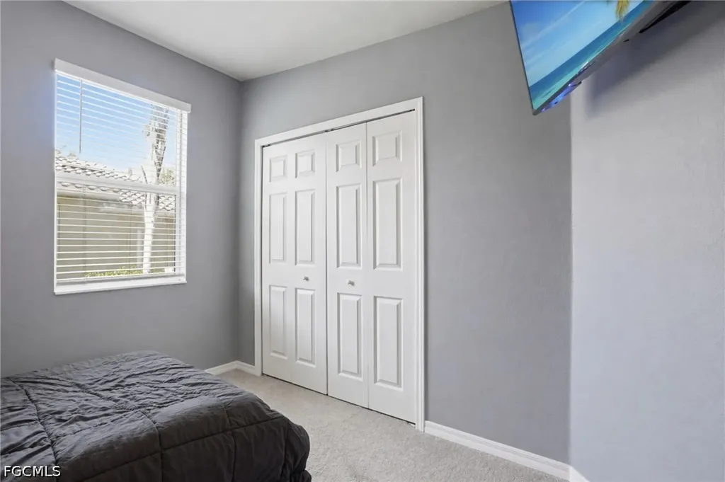 2519 Vine Avenue Naples FL 34120