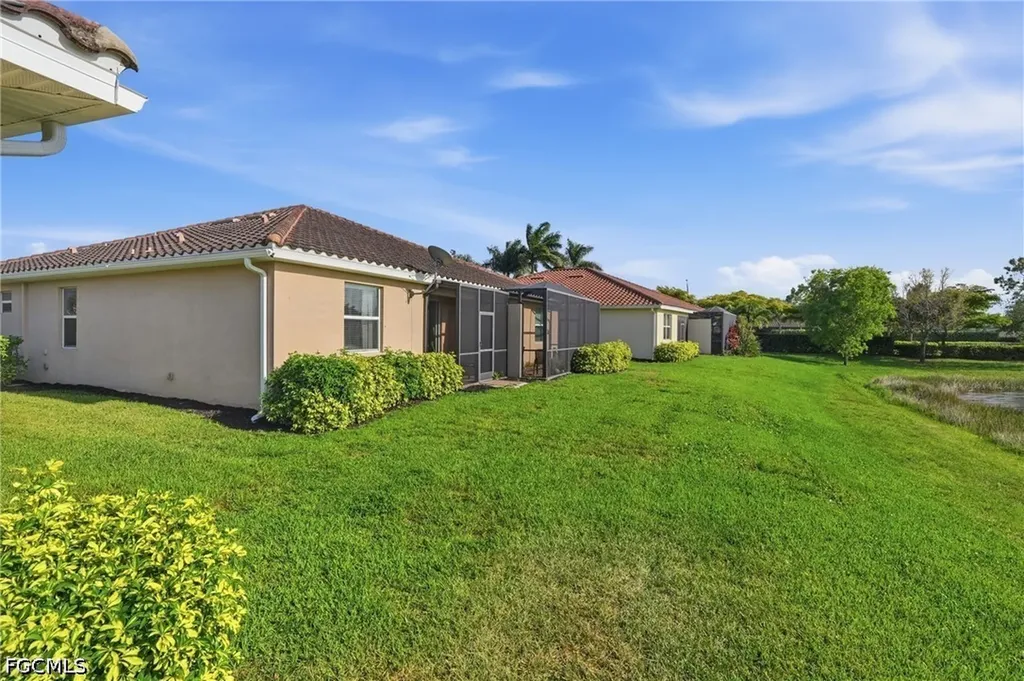 2519 Vine Avenue Naples FL 34120