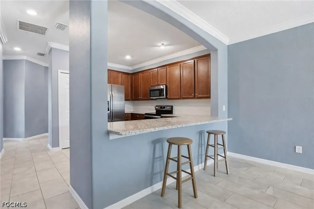 2519 Vine Avenue Naples FL 34120