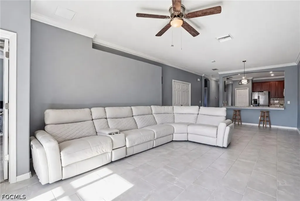 2519 Vine Avenue Naples FL 34120