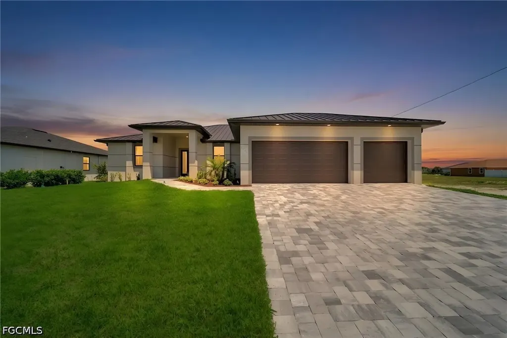 1947 NW 34th Avenue Cape Coral FL 33993