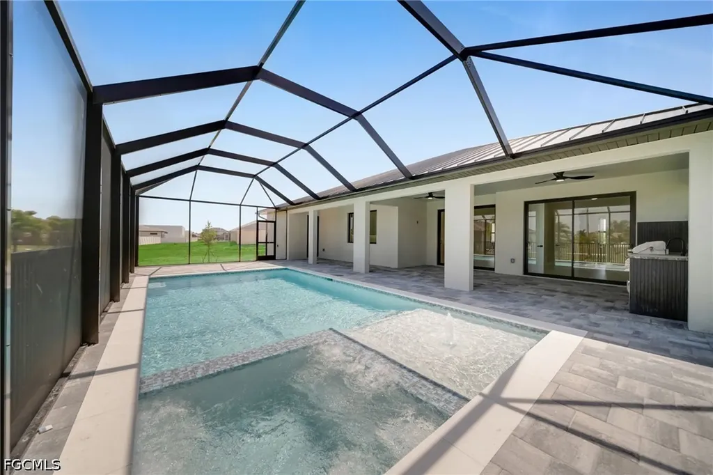 1947 NW 34th Avenue Cape Coral FL 33993