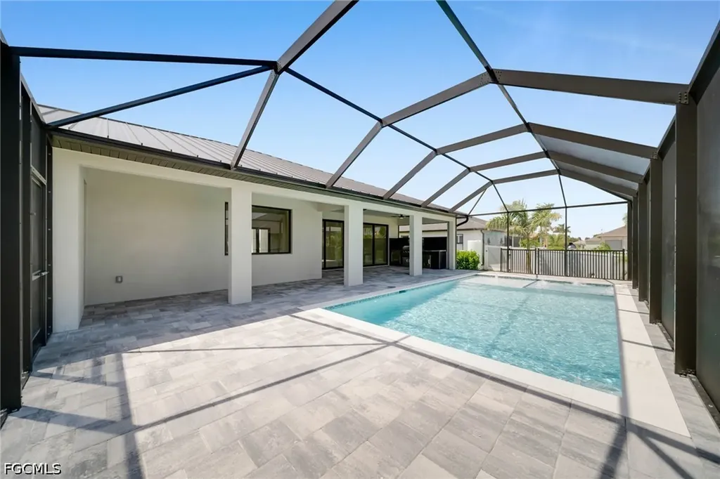 1947 NW 34th Avenue Cape Coral FL 33993