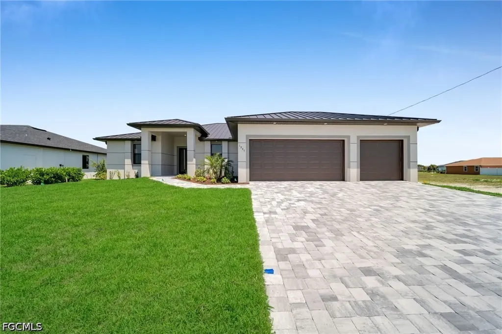 1947 NW 34th Avenue Cape Coral FL 33993