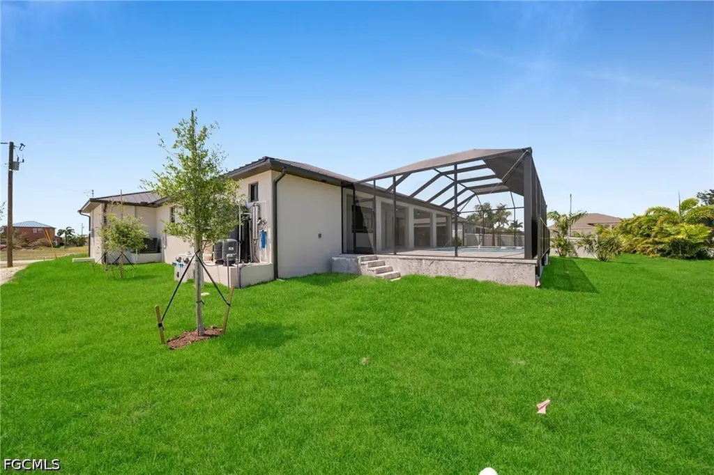 1947 NW 34th Avenue Cape Coral FL 33993
