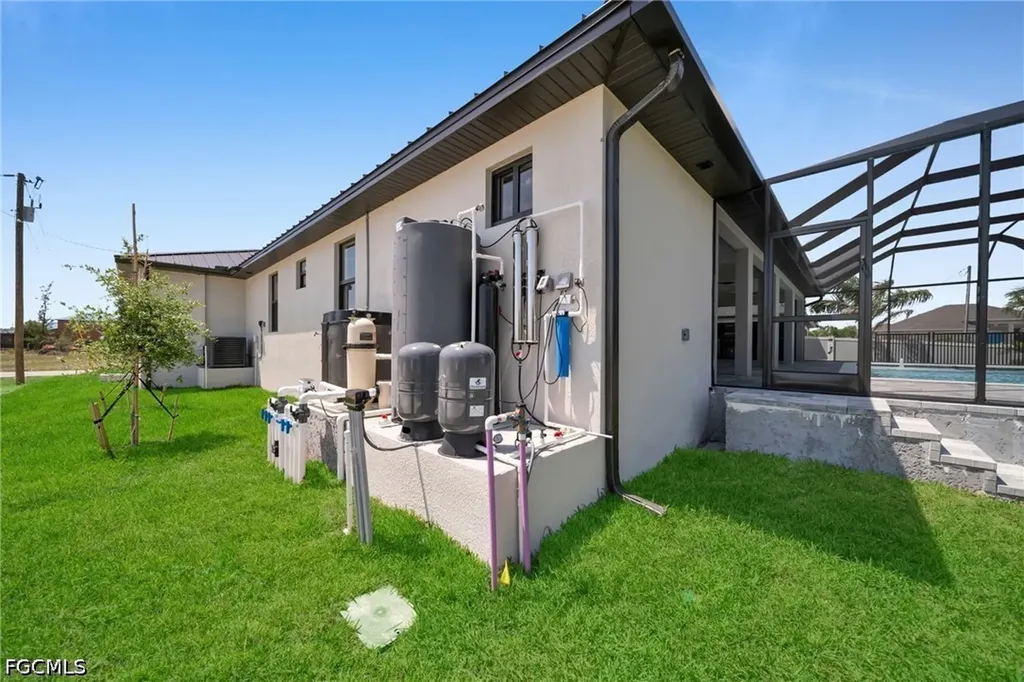 1947 NW 34th Avenue Cape Coral FL 33993
