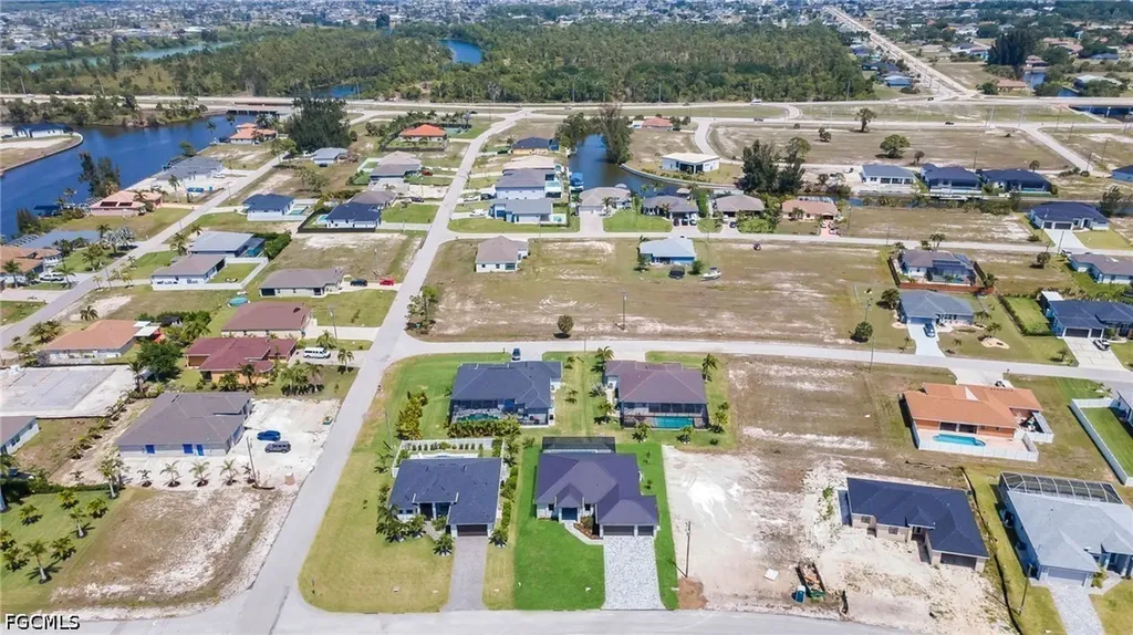 1947 NW 34th Avenue Cape Coral FL 33993