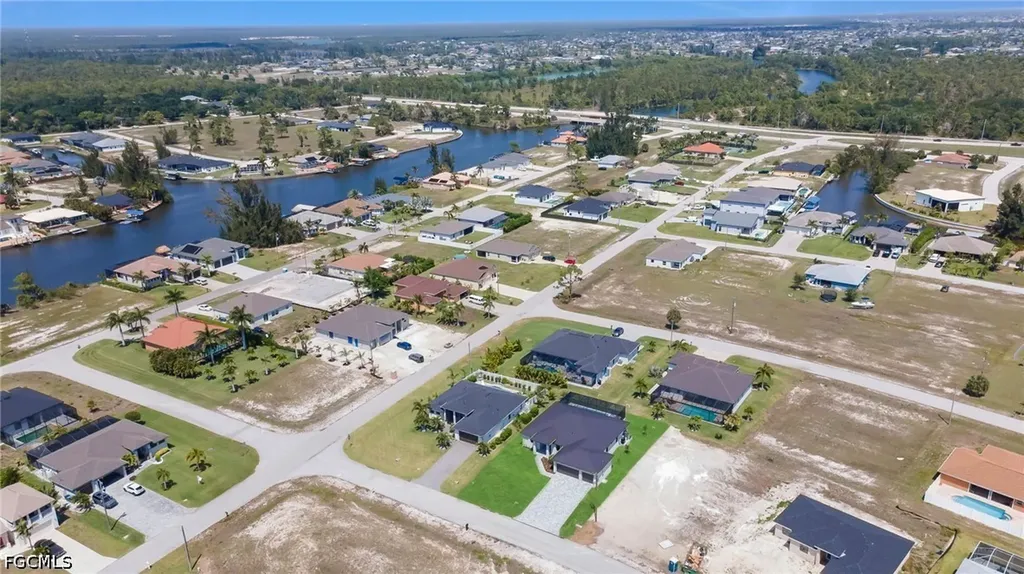 1947 NW 34th Avenue Cape Coral FL 33993