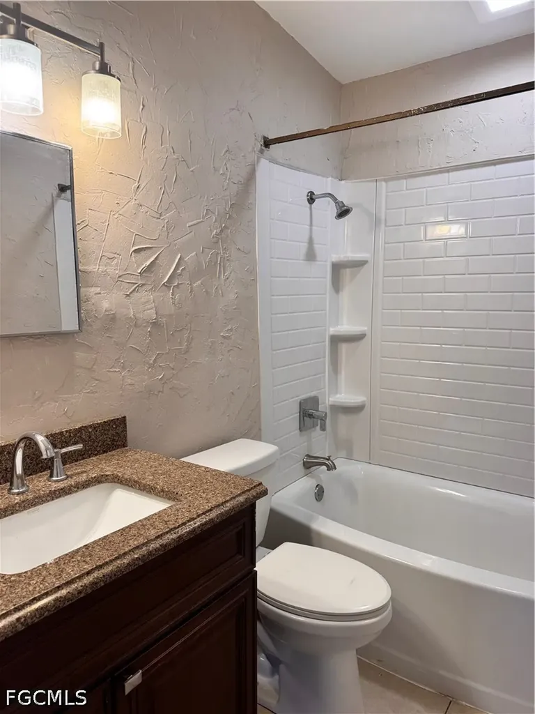 3268 C Street E Fort Myers FL 33916