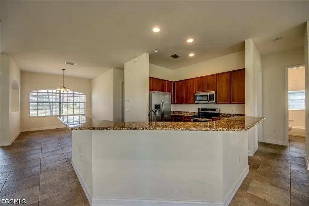 1810 NE 27th Street Cape Coral FL 33909