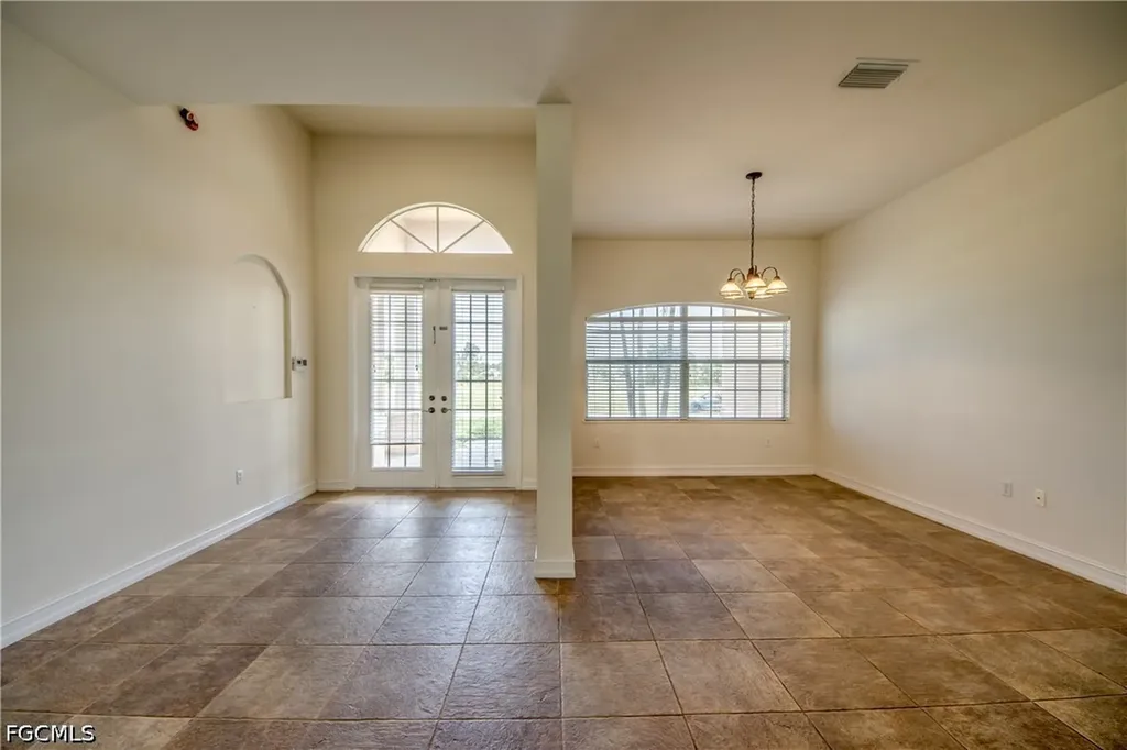 1810 NE 27th Street Cape Coral FL 33909