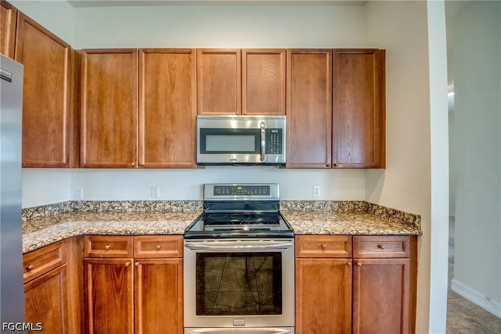 1810 NE 27th Street Cape Coral FL 33909