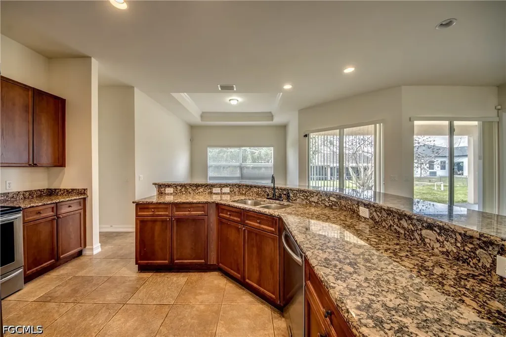 1810 NE 27th Street Cape Coral FL 33909