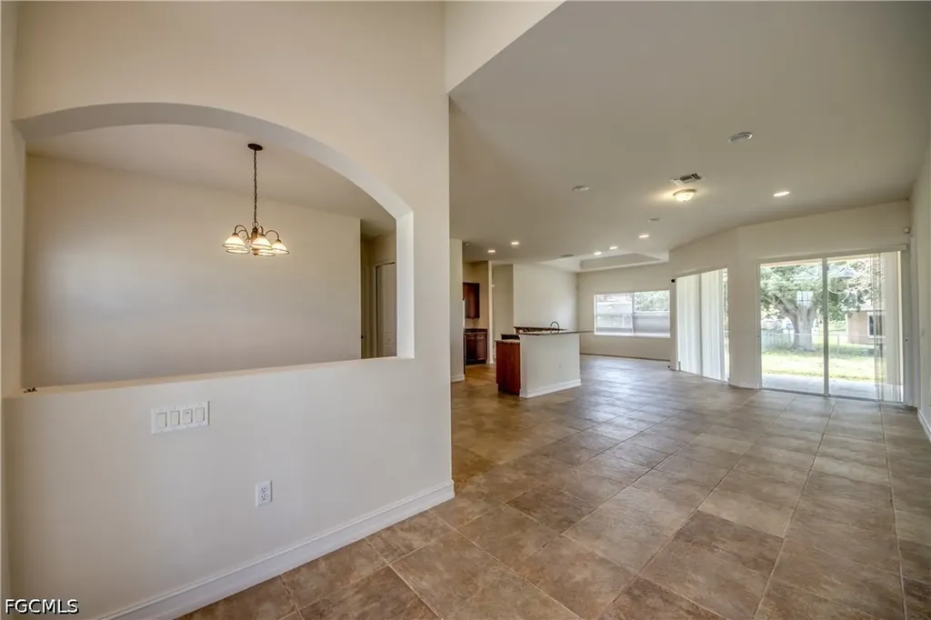 1810 NE 27th Street Cape Coral FL 33909