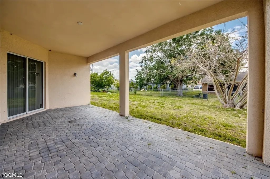 1810 NE 27th Street Cape Coral FL 33909