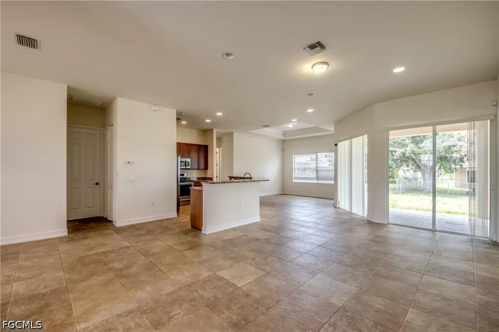 1810 NE 27th Street Cape Coral FL 33909