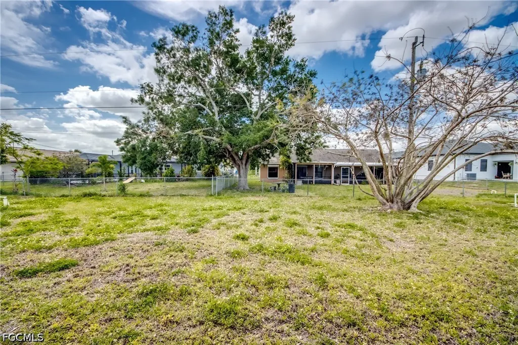 1810 NE 27th Street Cape Coral FL 33909