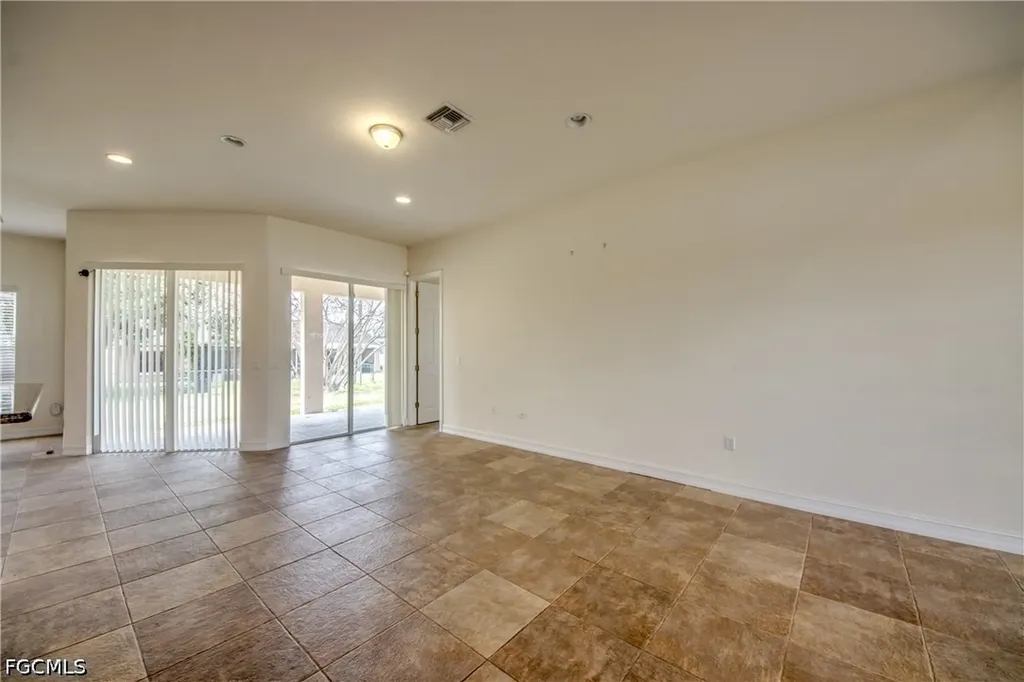 1810 NE 27th Street Cape Coral FL 33909