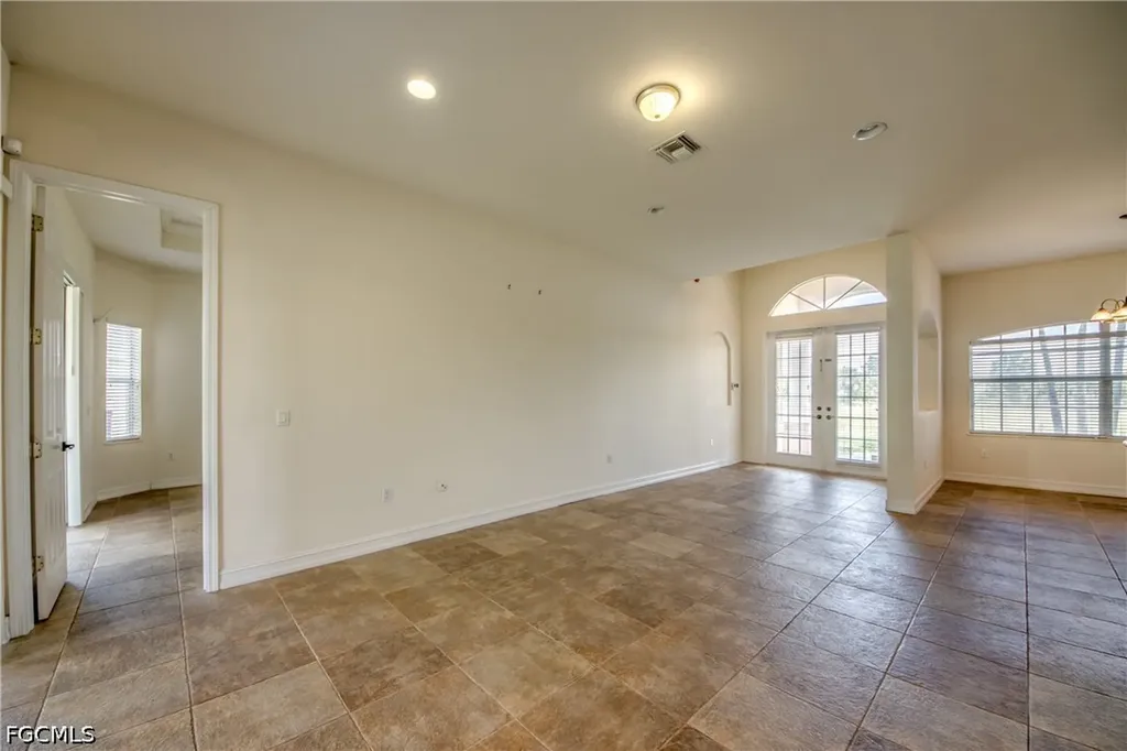 1810 NE 27th Street Cape Coral FL 33909