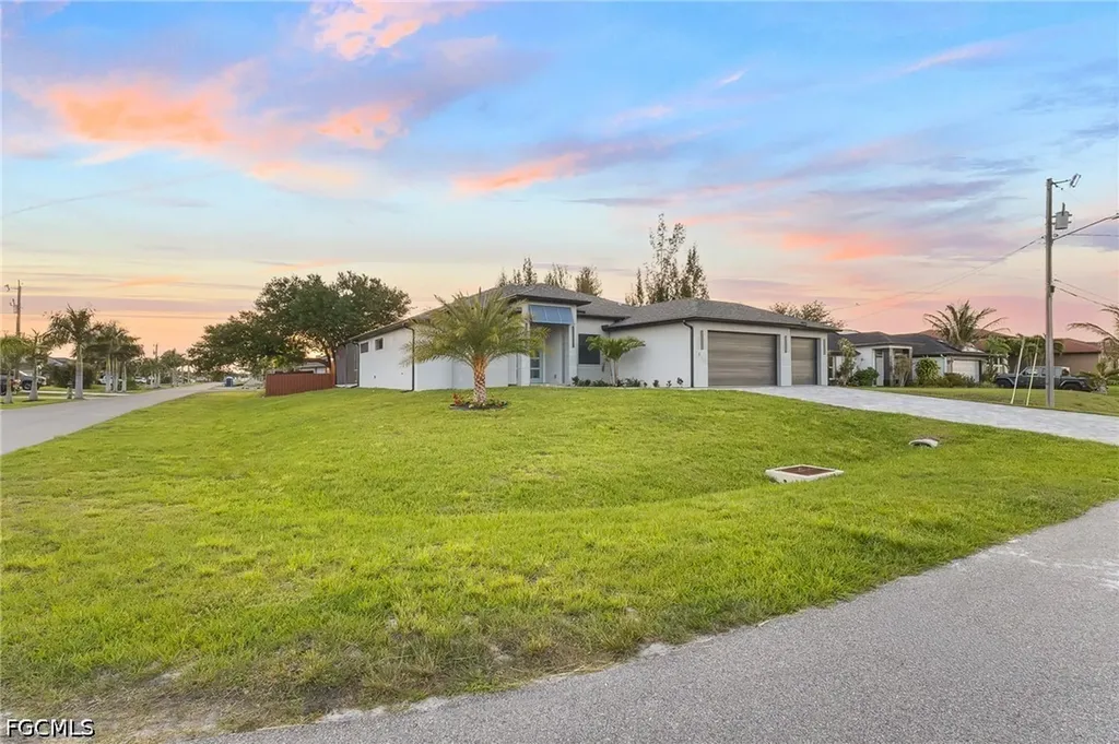 142 SW 33rd Place Cape Coral FL 33991